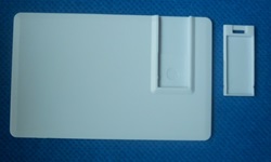 Credit card with mini-flash